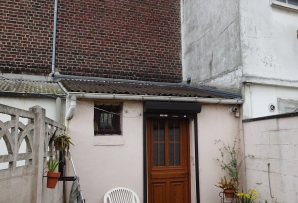 A VENDRE MAISON DE VILLE