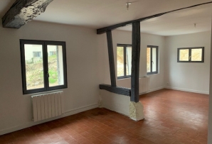 Maison 5 pièces à louer à MONT SAINT AIGNAN