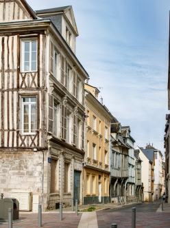 Les incidences fiscales de la vente d'un immeuble détenu par une société civile dont la propriété des parts sociales et démembrée