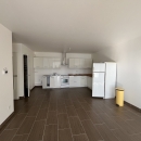 APPARTEMENT T4 AVEC BALCON