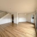 APPARTEMENT AVEC BALCON ET PARKING 