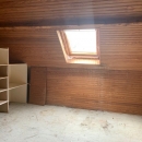 MAISON AVEC PLUS  D'UN HECTARE DE TERRAIN