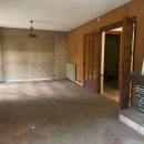 MAISON AVEC PLUS  D'UN HECTARE DE TERRAIN