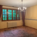 MAISON AVEC PLUS  D'UN HECTARE DE TERRAIN