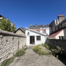 MAISON DE VILLE