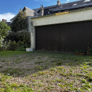 MAISON DE VILLE AVEC JARDIN ET GARAGE