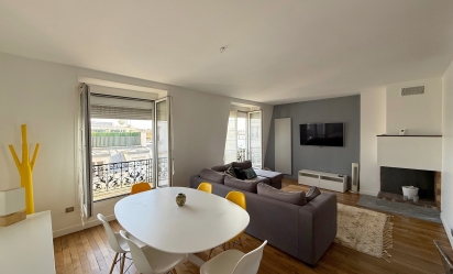 APPARTEMENT TRAVERSANT AVEC VUE DEGAGEE