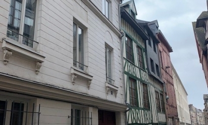 Studio meublé prox place du Vieux Marché 