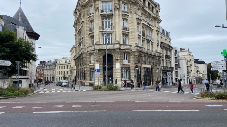 A louer BUREAUX professionnels