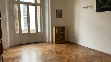 A louer BUREAUX professionnels