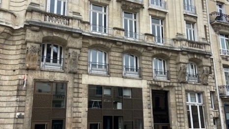 A louer BUREAUX professionnels