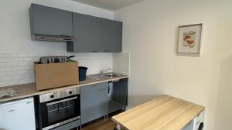 A LOUER STUDIO Meublé / ROUEN Rue Flahaut 1G