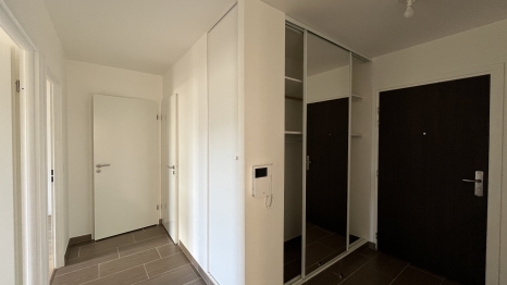 APPARTEMENT T4 AVEC BALCON