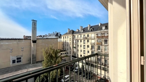 APPARTEMENT AVEC BALCON