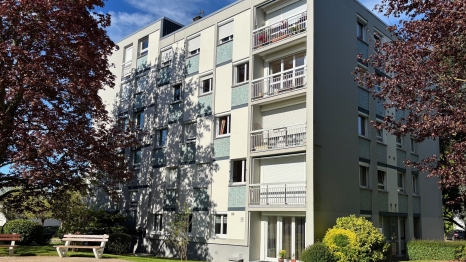 APPARTEMENT AVEC BALCON ET CAVE