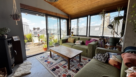 APPARTEMENT AVEC TERRASSE