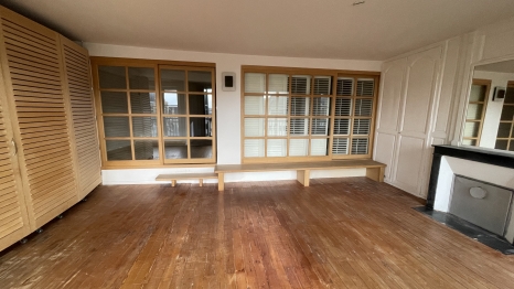 APPARTEMENT CENTRE RIVE DROITE