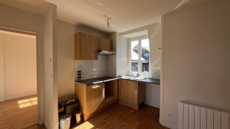 APPARTEMENT PROCHE DE LA FAC 