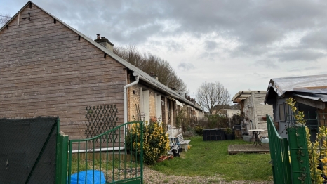 Ensemble immobilier de 5 maisons