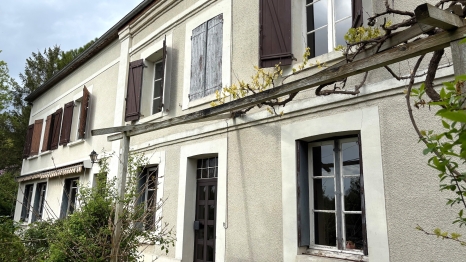 MAISON ANCIENNE DE 180 M² SUR 5900 M² DE TERRAIN