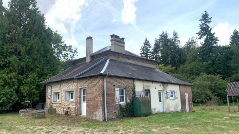 MAISON FORESTIERE A ECAQUELON
