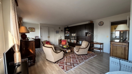 ROUEN APPARTEMENT TRAVERSANT 